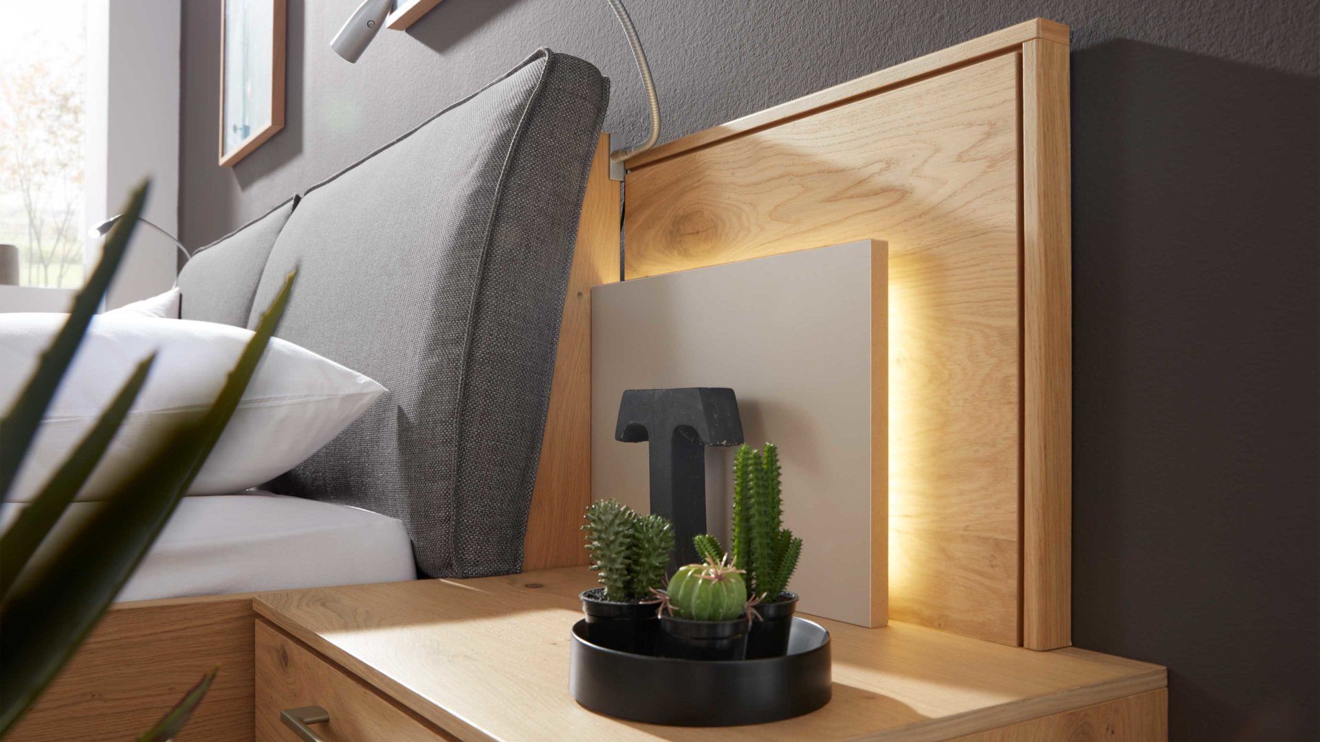 LED-Beleuchtung Interliving aus Kunststoff in Weiß Interliving Schlafzimmer Serie 1008 – Paneel-Beleuchtung 80036 für ca. 53 cm Breite